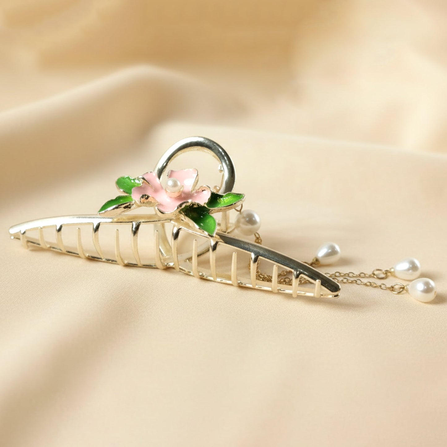 Elegant Floral Pearl Chain Hair Claw Clip (1 Pc)