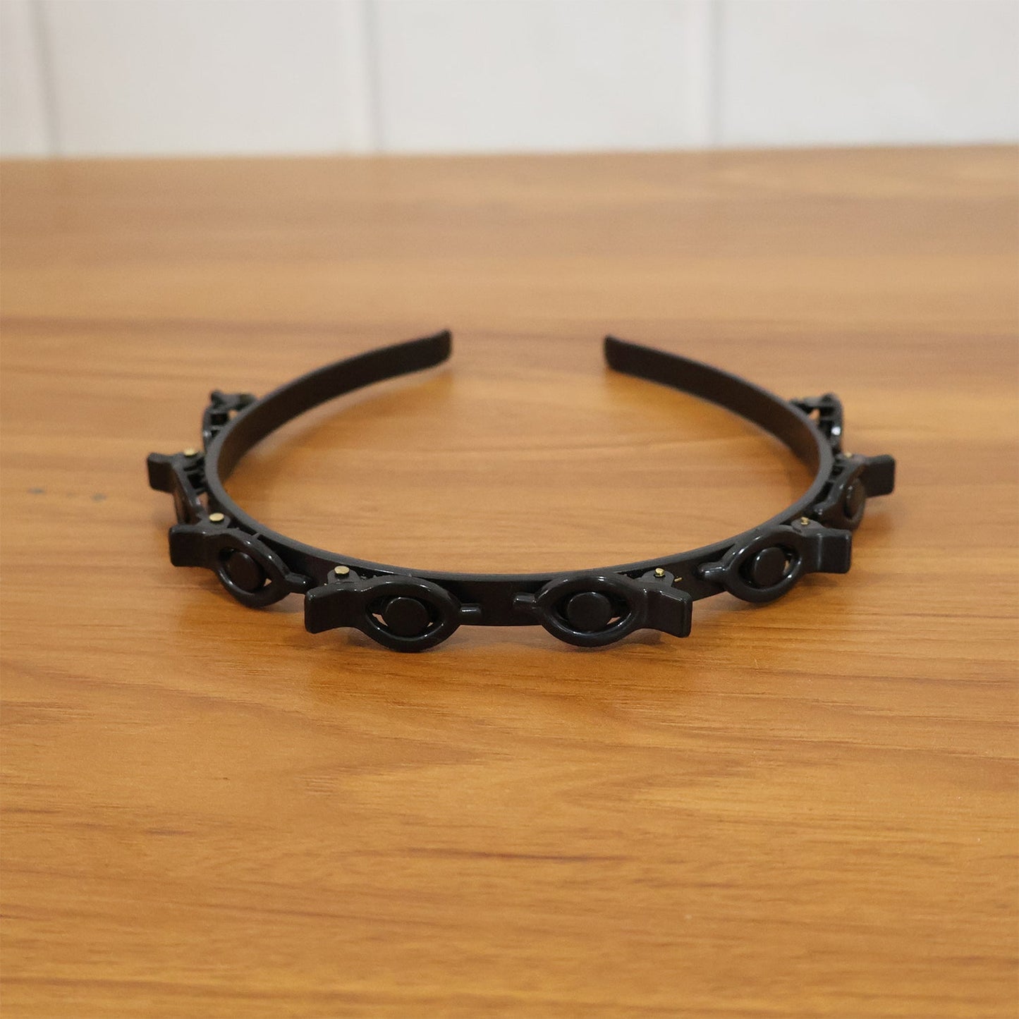 Adjustable Clip-On Hair Styling Headband (1 Pc)