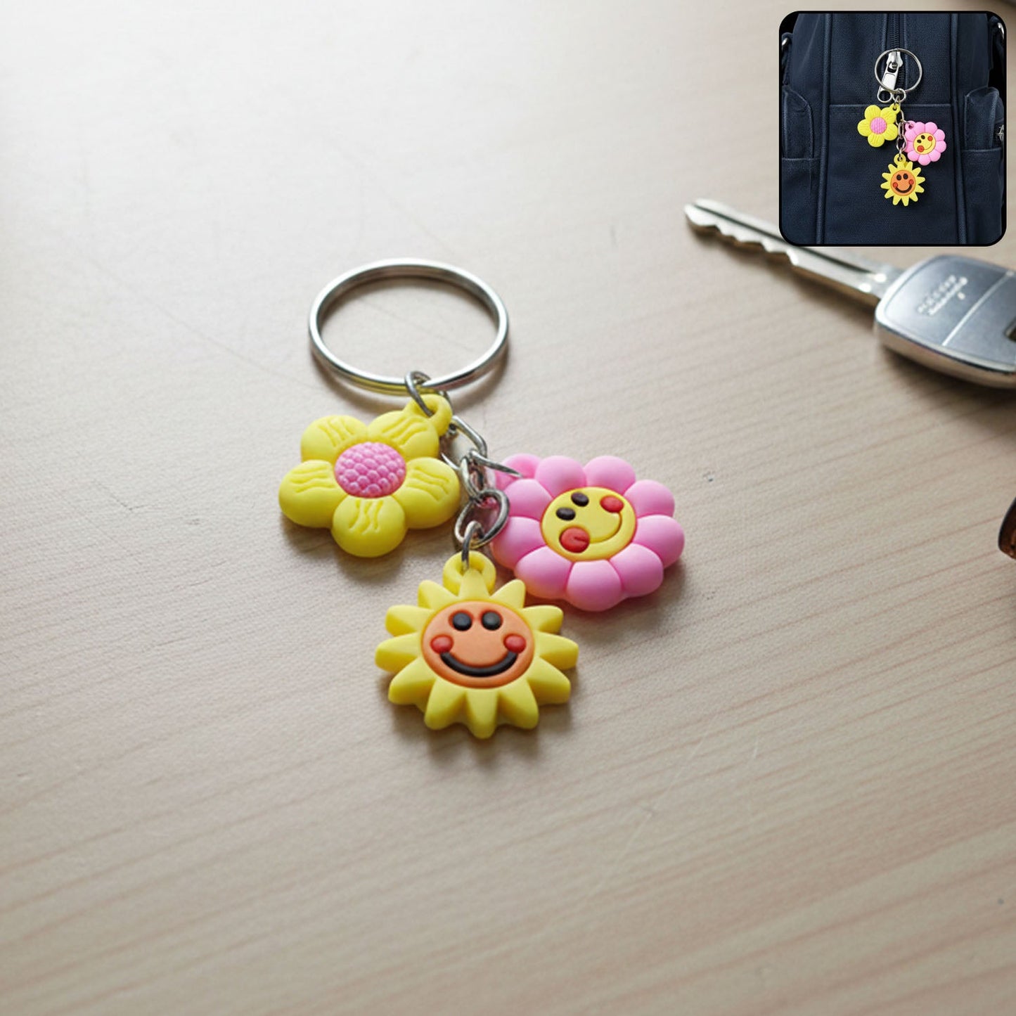 Cute Flower & Smiley Face Cartoon Keychain (1 Pc)