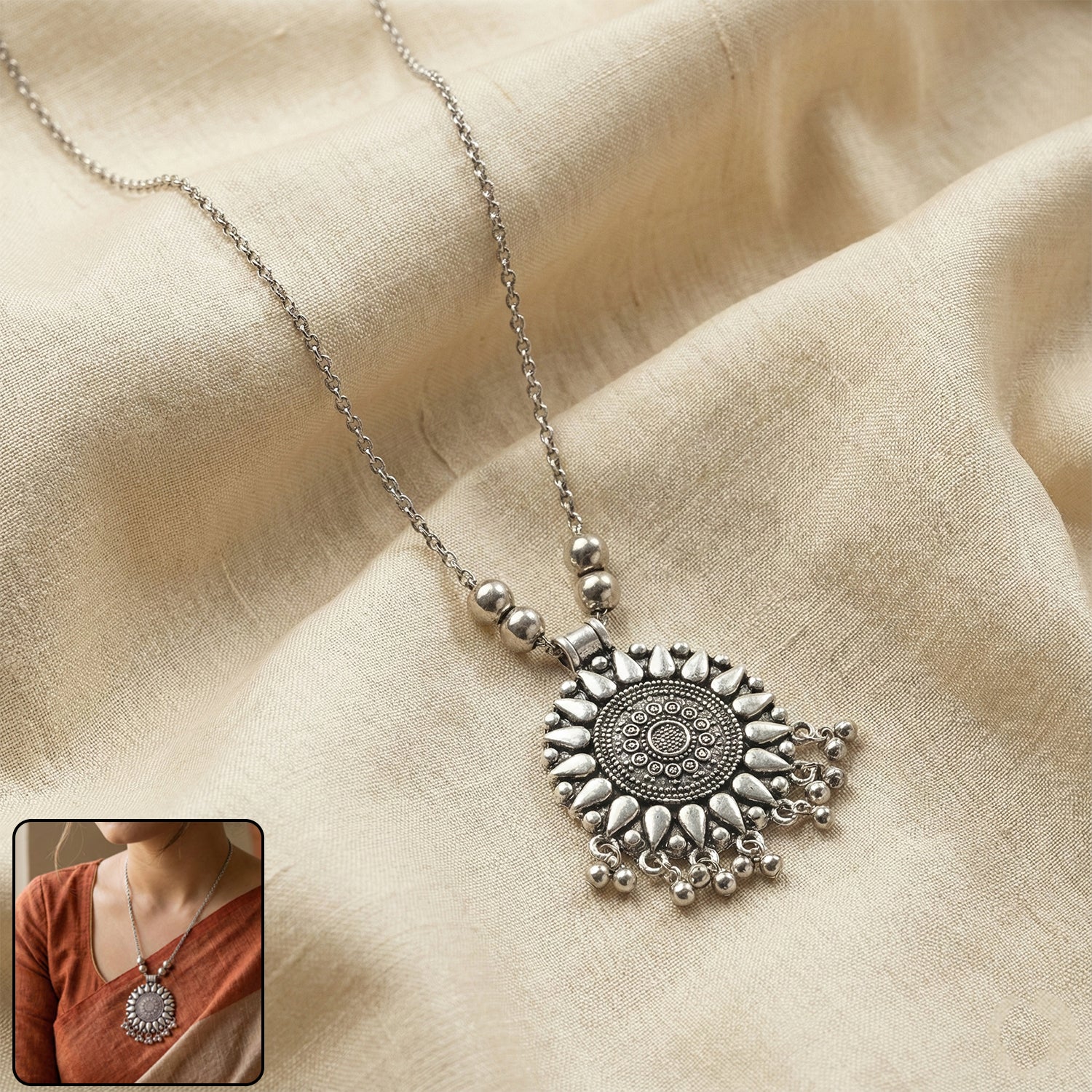 Sunburst pendant necklace
