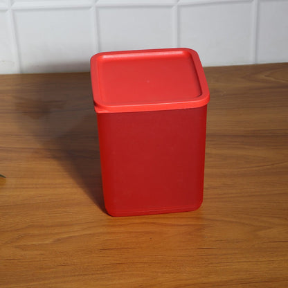Reusable storage container